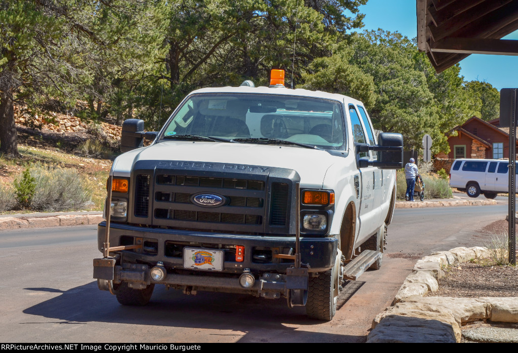 Grand Canyon Railway HR Truck